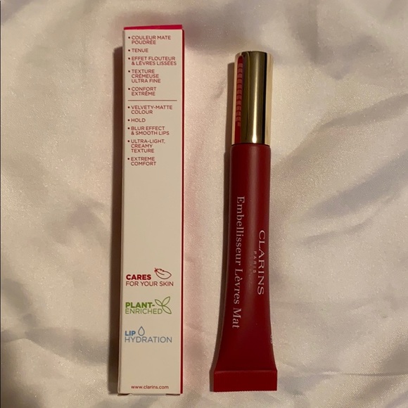CLARINS Velvet Lip Perfector in 03 (Velvet Red) - Picture 2 of 4